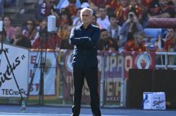 包含罗马小胜对手，一分胜负，信心增强的词条